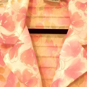 ✨ Sheer Pink & Orange floral button down blouse✨